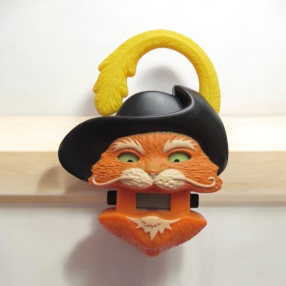 2/$20 NEW IN BAG McDonald's Happy Meal Shrek Forever After Puss In Boots Watch - Picture 2 of 4